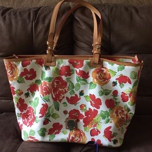 Dooney &Bourke Bag